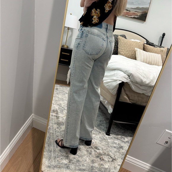 Size 25 / 0R The ‘90s Relaxed Jean High Rise Light Blue Distressed Women’s - Picture 2 of 9